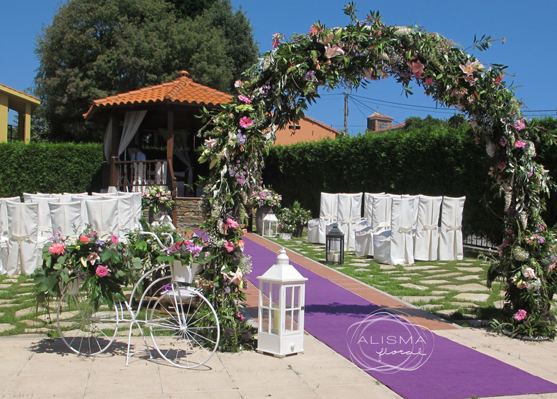 Decoración floral para boda civil de Flores Alisma en el Testaurante Lupa